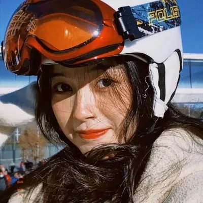 《穷追不舍》海报